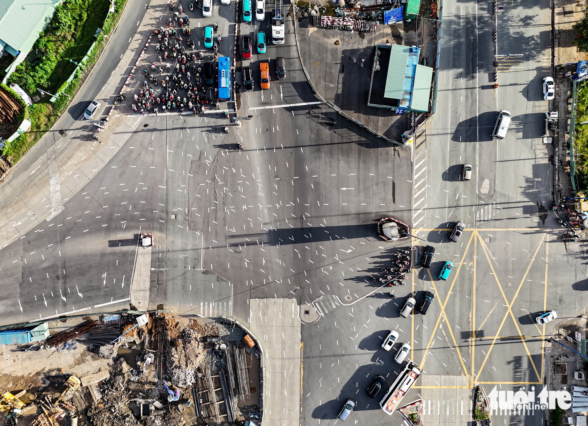 胡志明市将交由乡镇管理交通标志和道路标线