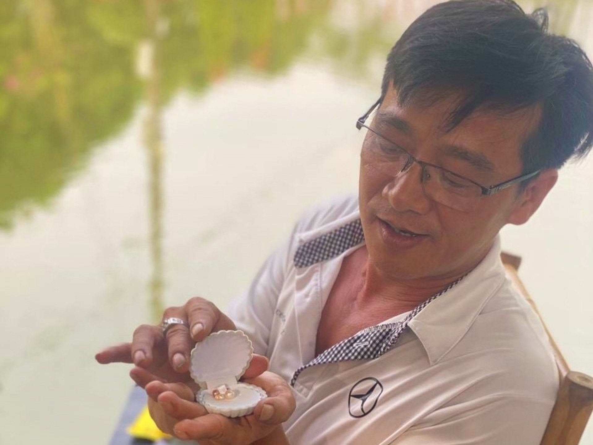 前往同塔旅游并体验采珍珠
