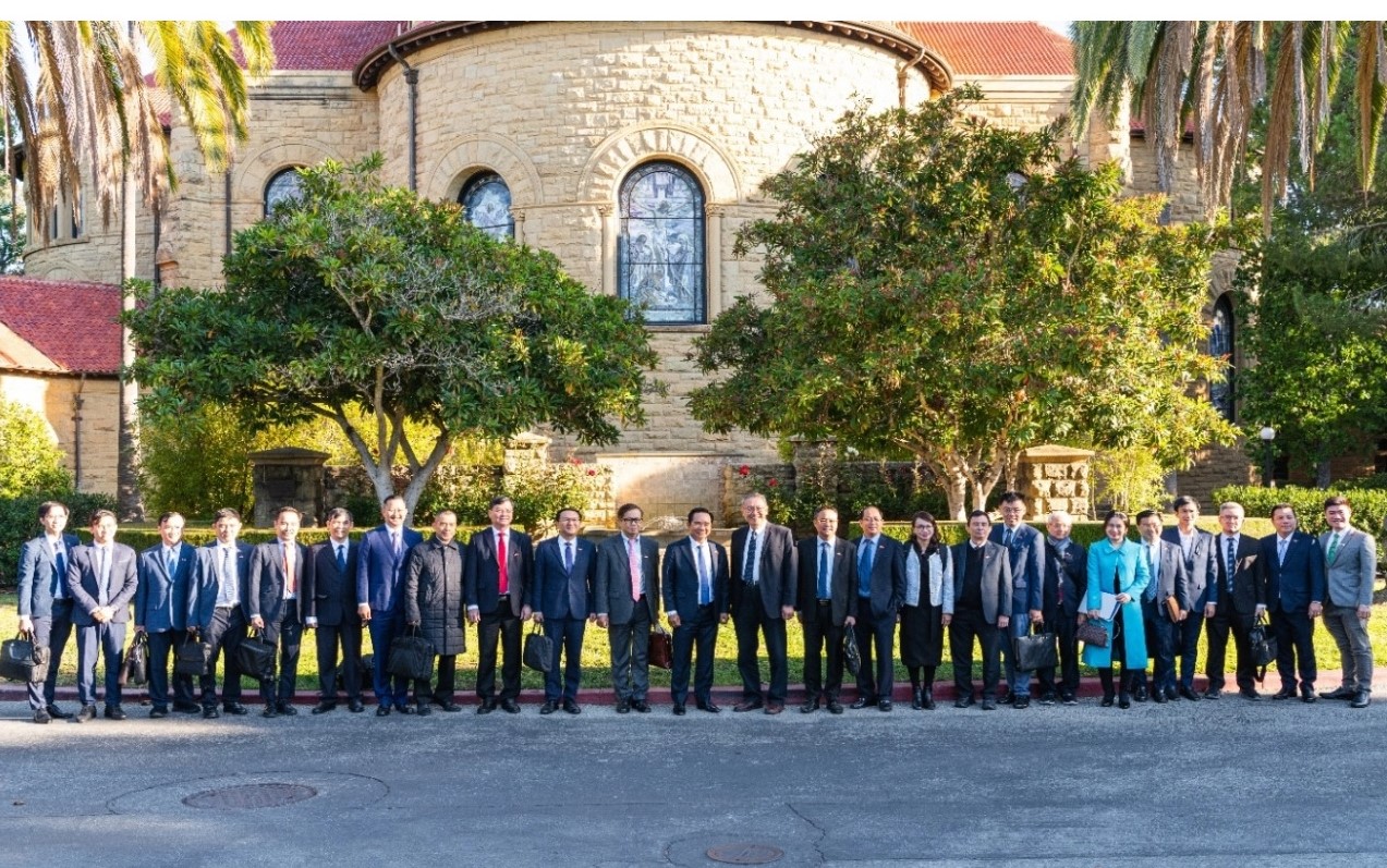 斯坦福大学与胡志明市国家大学合作推动清洁能源与可持续发展