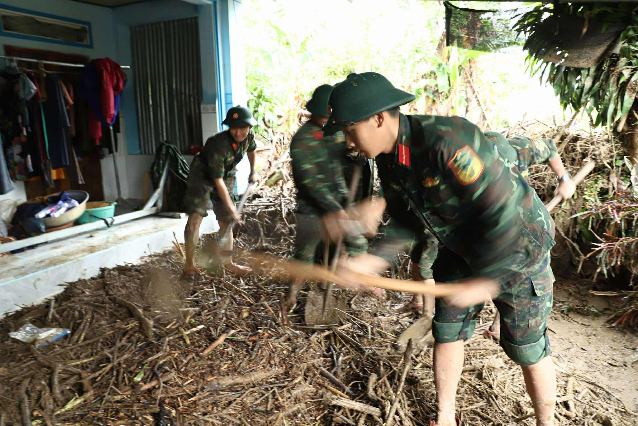 常务副总理阮和平：全力克服洪水后果，透明公开损失信息