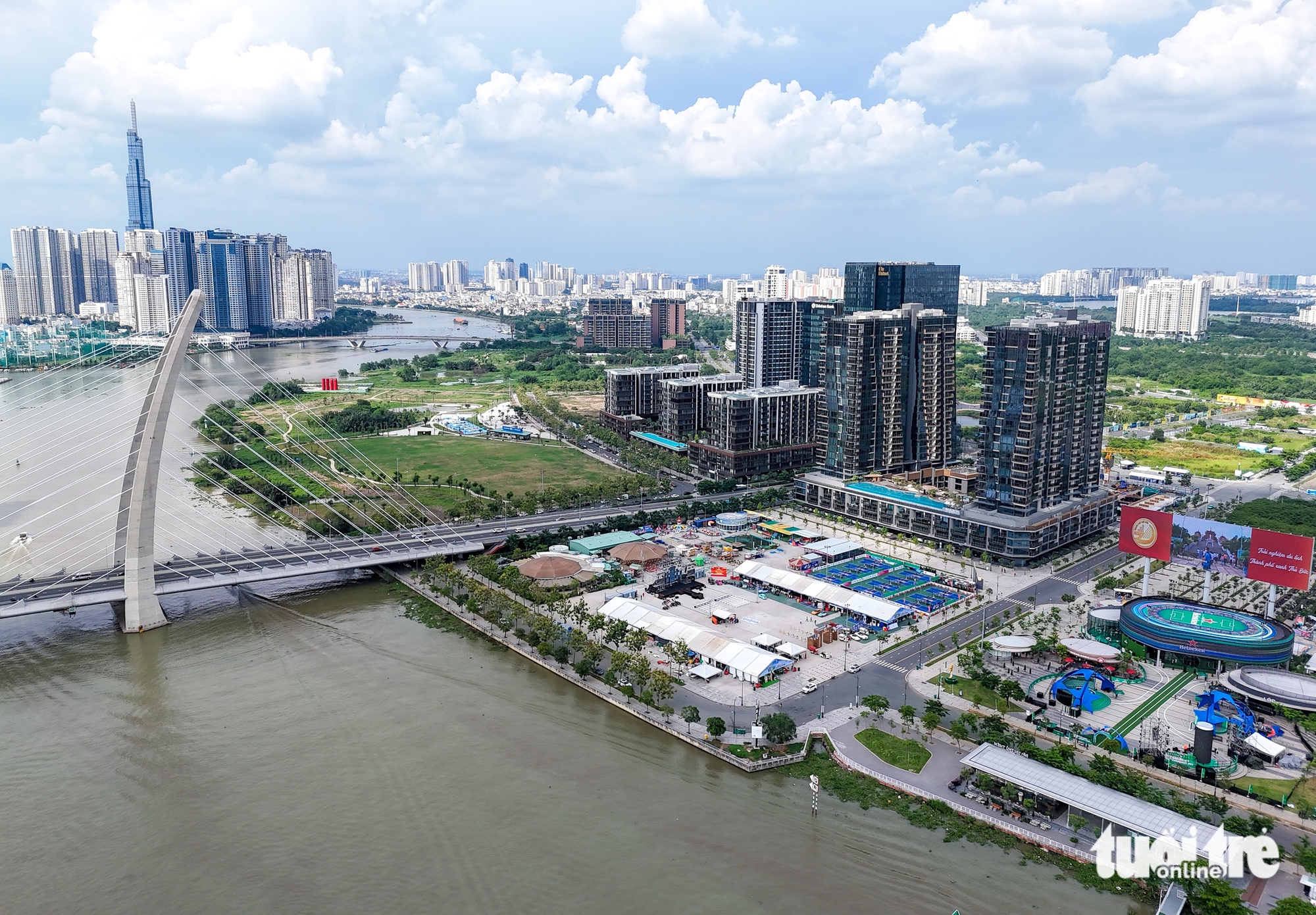 西贡河畔守添更加绚丽，新增河边创意中心