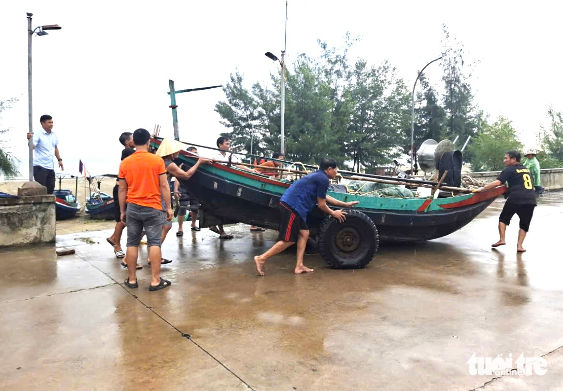 海防市禁止出海，河静省设立第五号台风前线指挥部