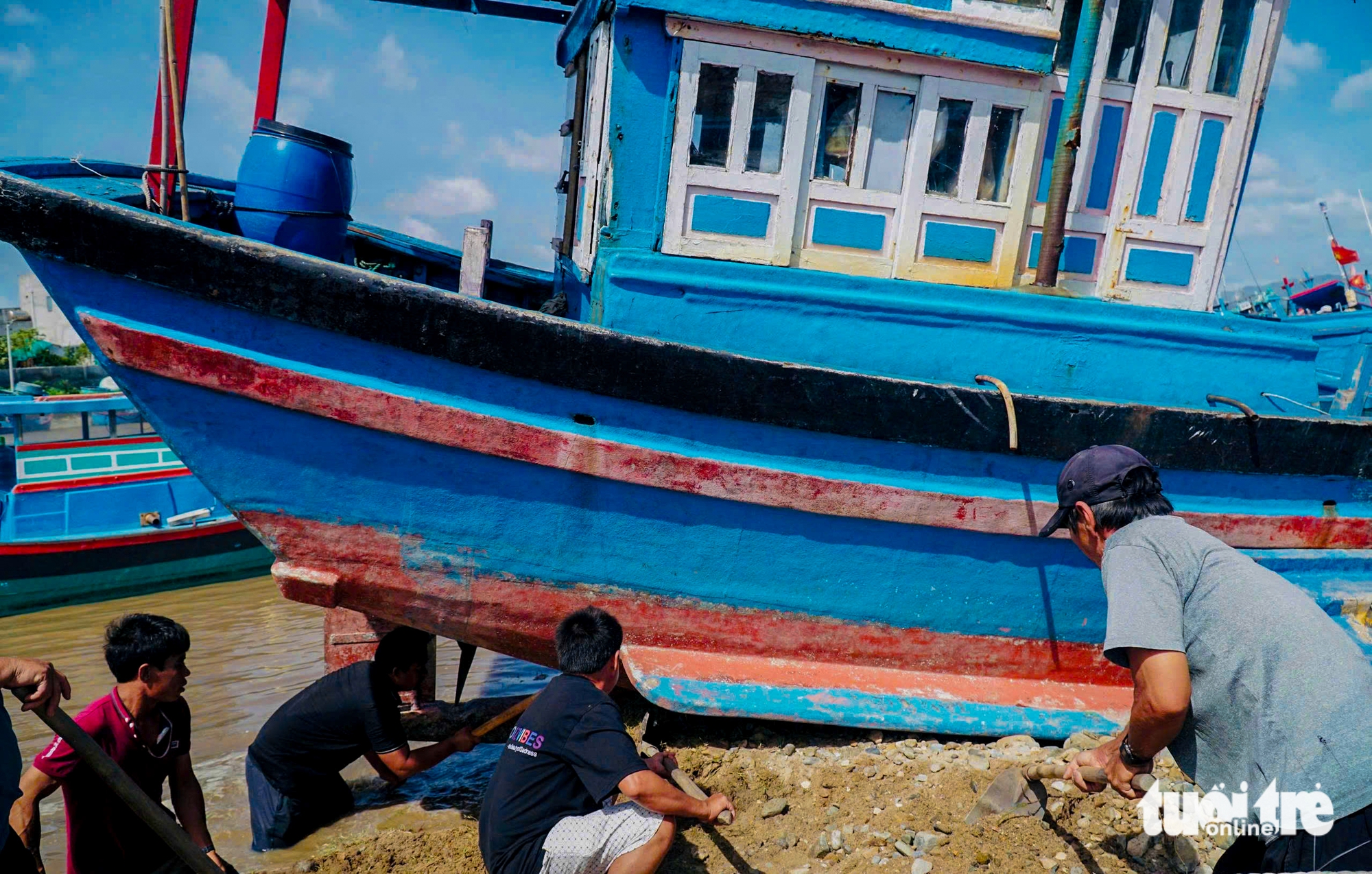 平顺洪水退去缓慢，民众在两次‘水灾’后艰难恢复