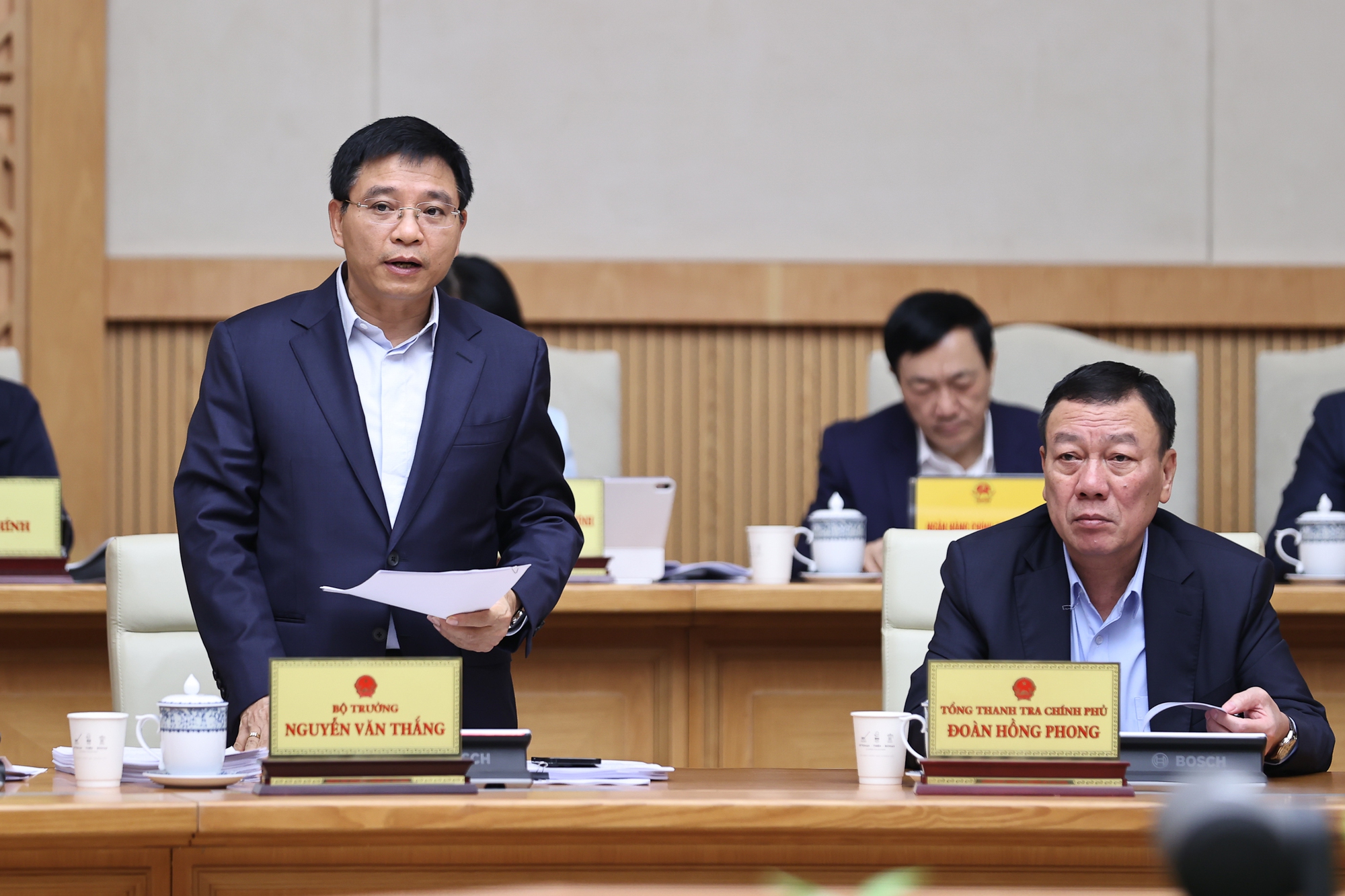 预计20/34个地区GRDP增长达到8%以上，自然灾害使第四季度GDP下降0.1%