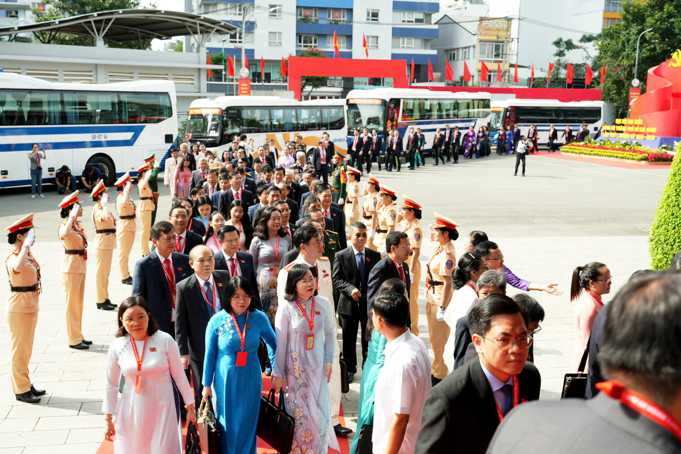 扩大省、市领导非本地人