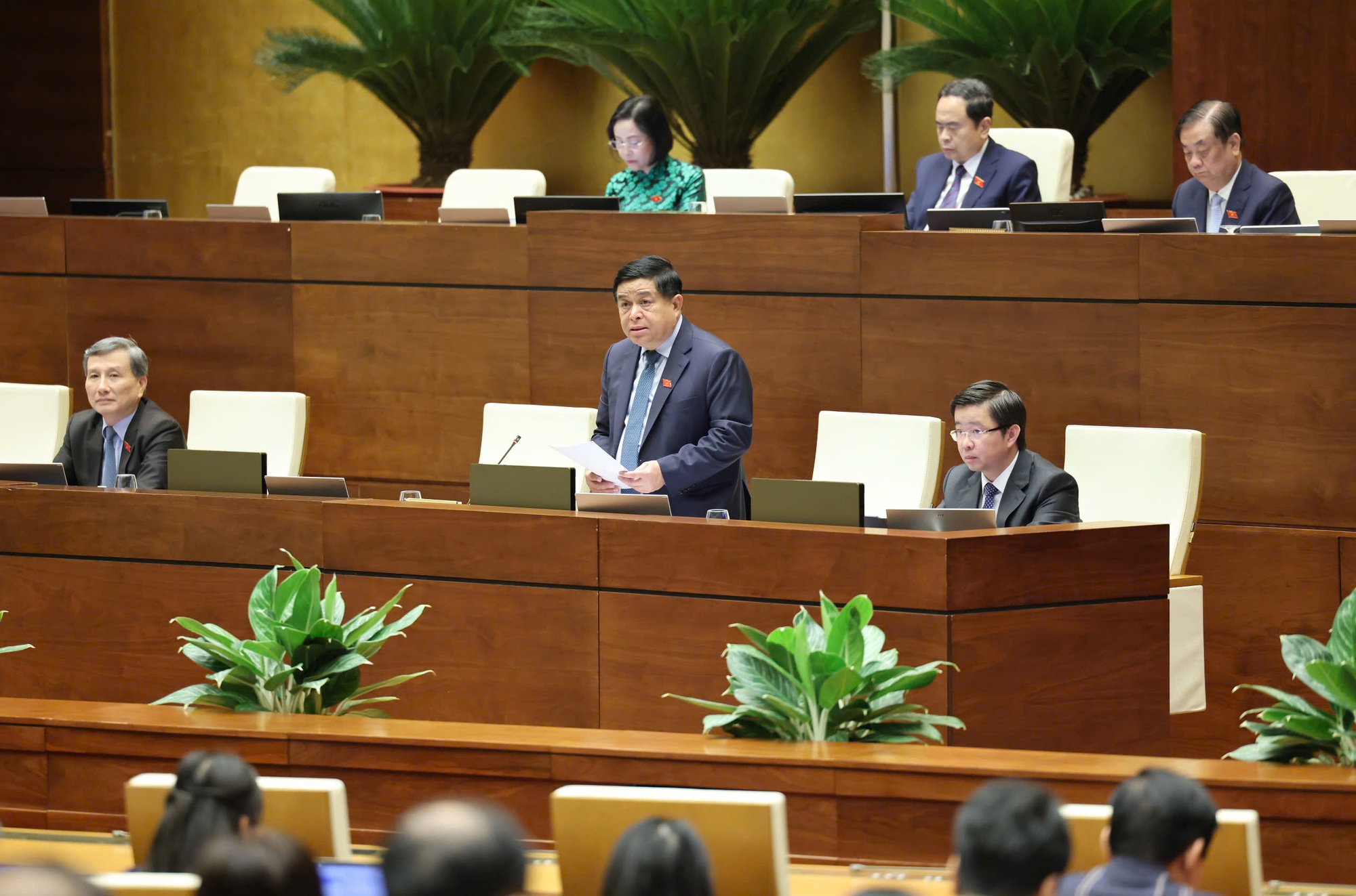 5月29日上午新闻：国会第一会期最后一天会议；即将拍卖FLC公司百亿债务