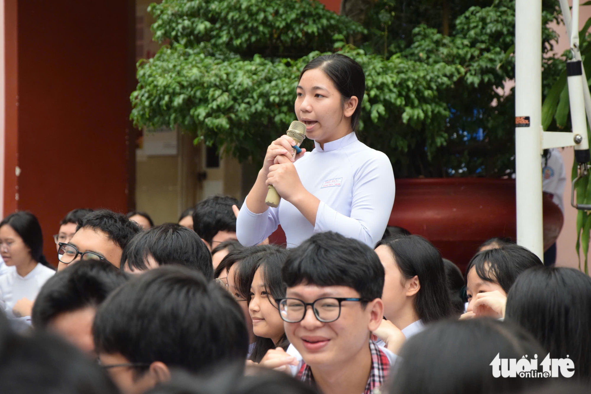 近2500名守德学生参加电子烟毒品案件模拟审判