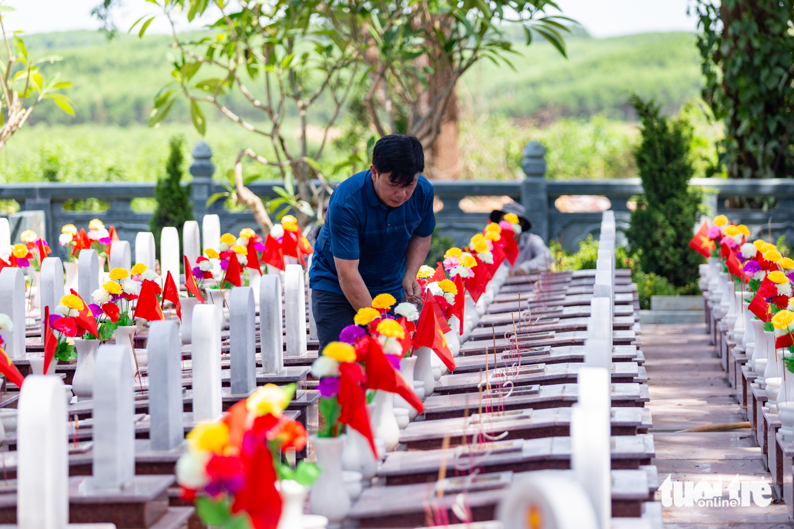 提议20亿越南盾改造长山烈士陵园水库景观