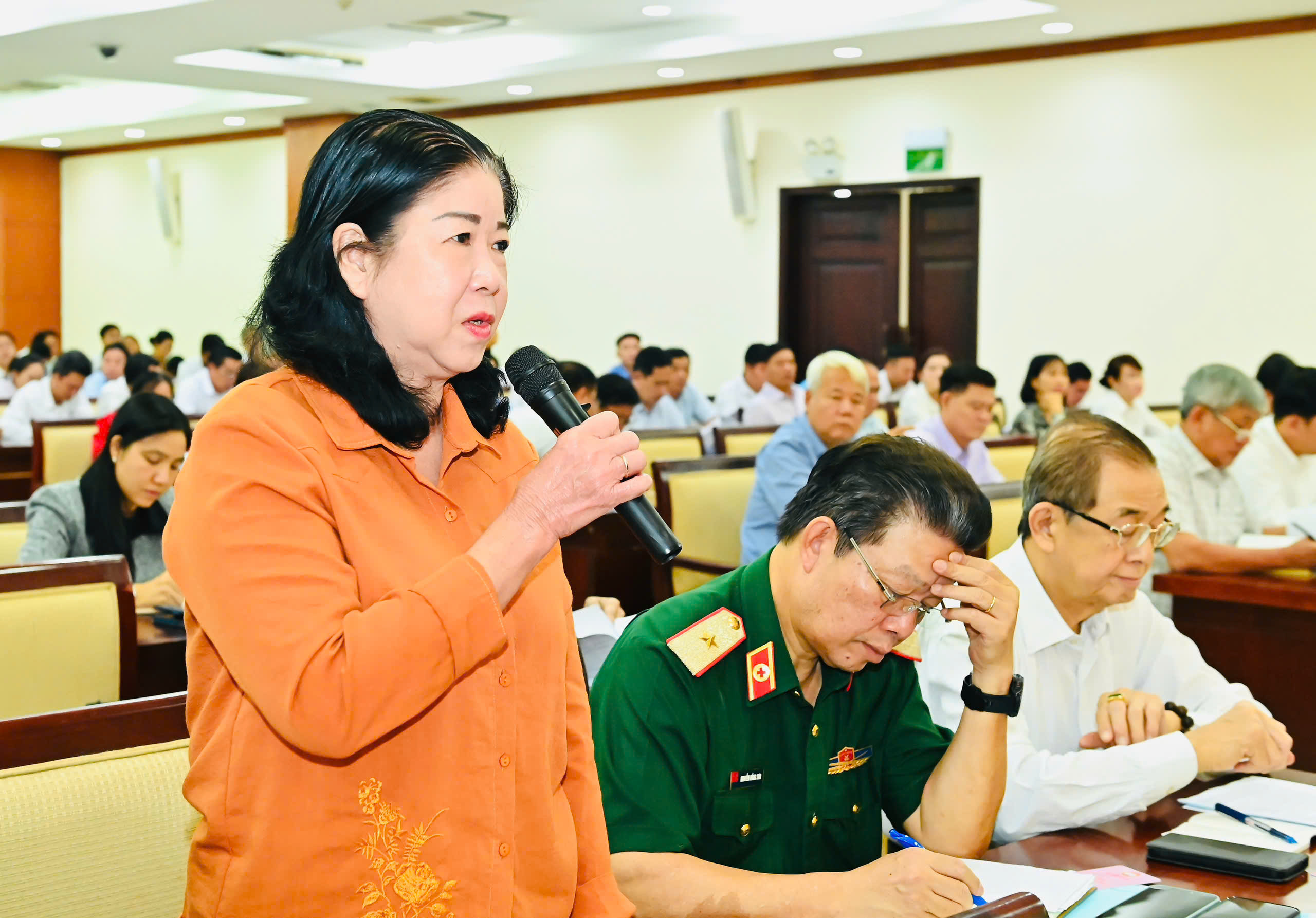 胡志明市：关于第十六届国会代表候选人的第一次协商会议