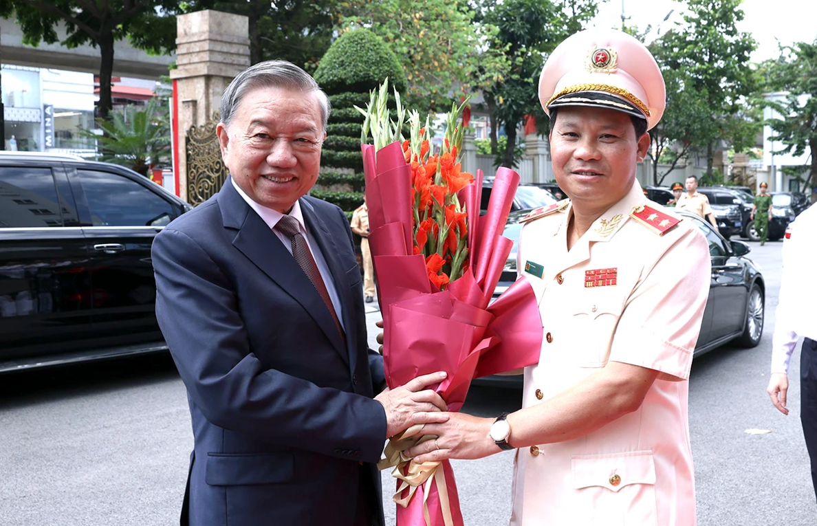 总书记苏林：刑事警察部队是人民的骄傲，是罪犯的‘恐惧’