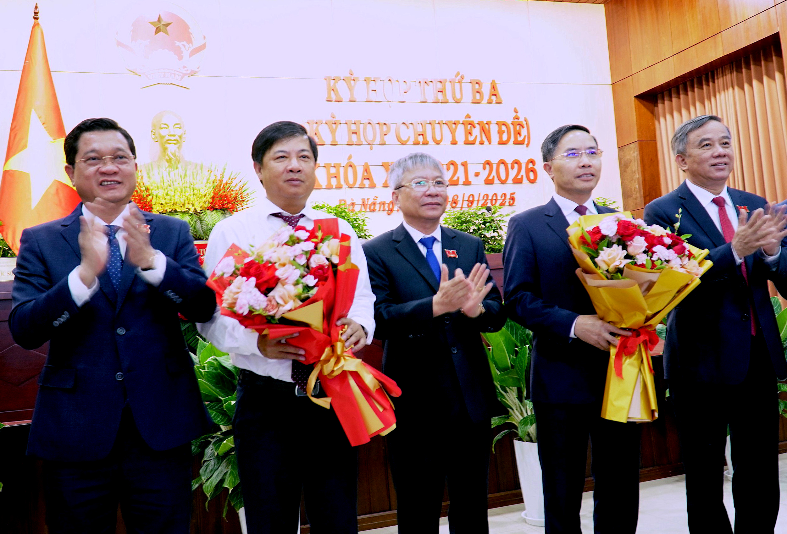 范德安担任岘港市人民委员会主席