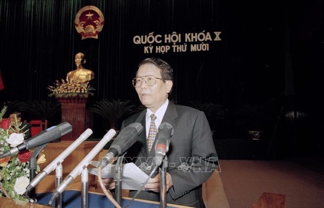 前国家主席陈德良 - 为国家革新与发展事业做出重要贡献的领导人