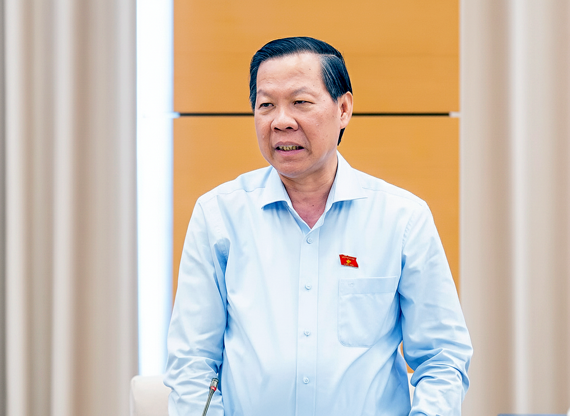 提议规定若发生严重浪费则免职或辞职
