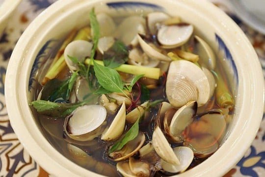 根据外国人推荐的岘港美食餐厅