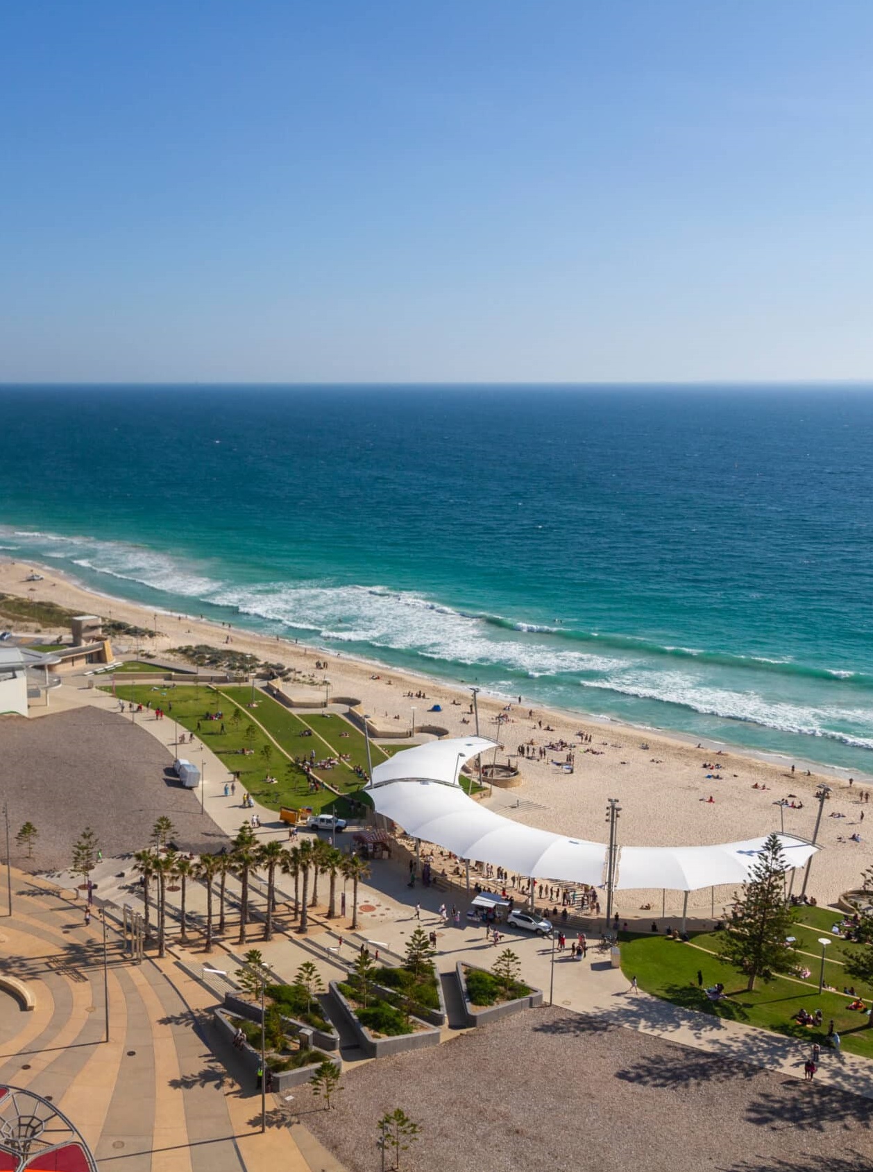 沉浸在珀斯的金色阳光和蓝色海洋天堂中