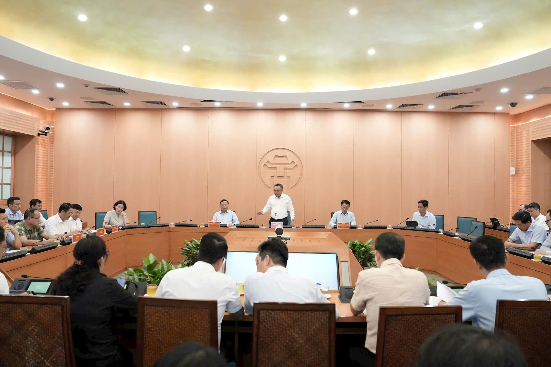 河内公安局长：首都将不再有街头交警，由AI摄像头替代