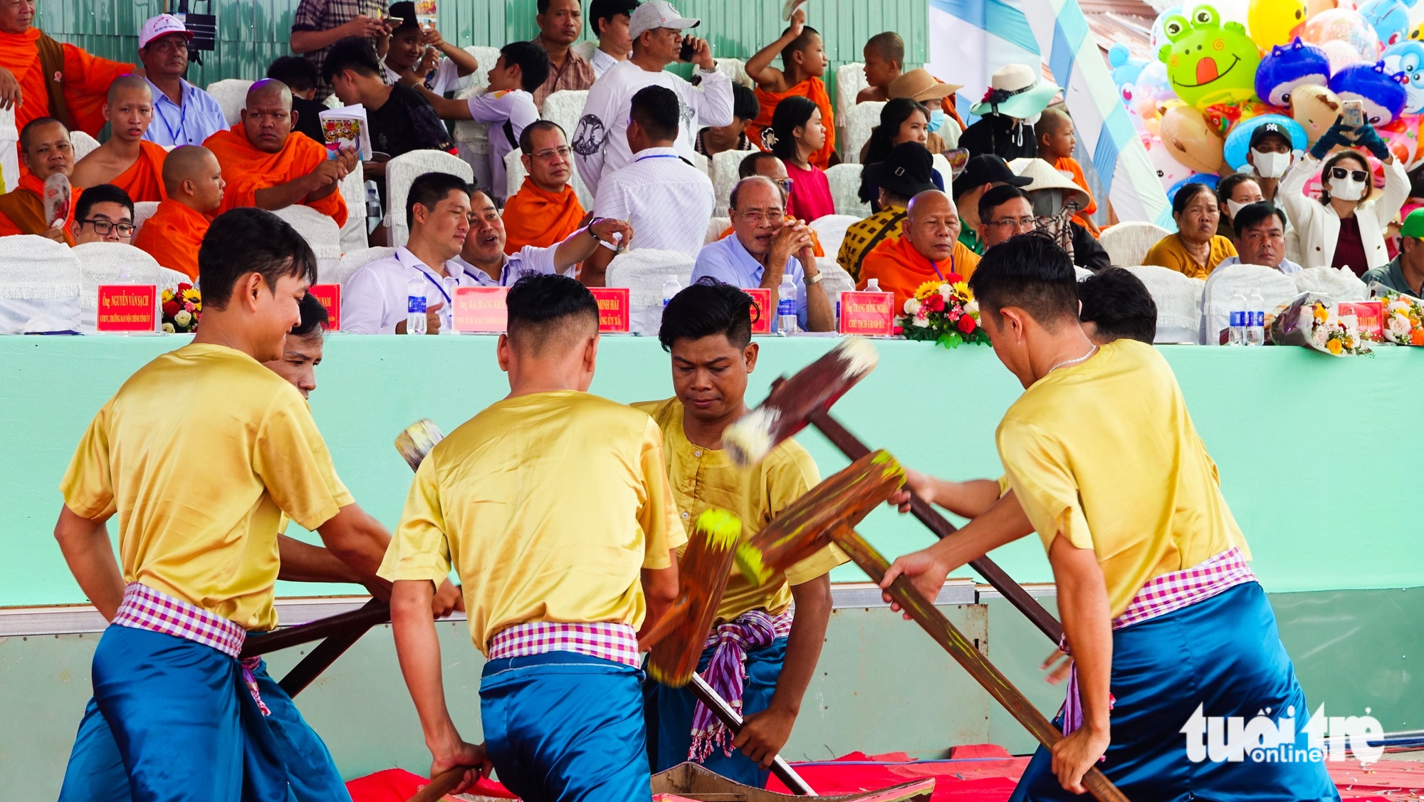 奥克奥姆博克节连接安江省民族社区