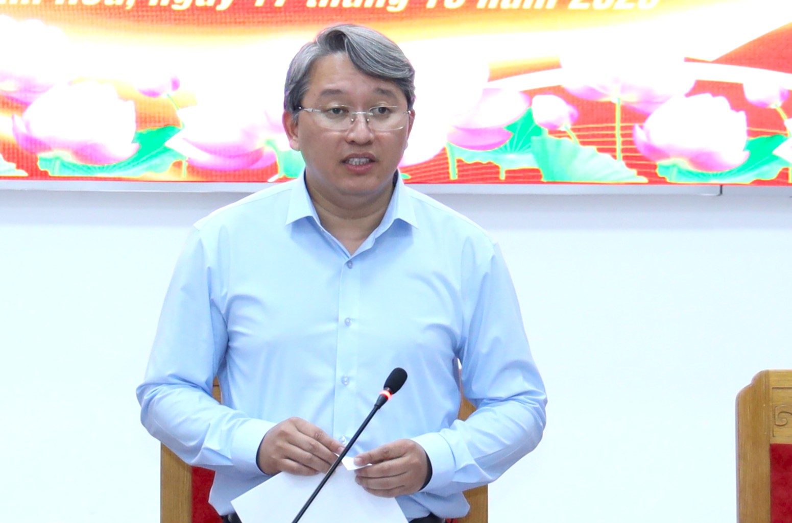 建议将宁顺核电项目的赔偿和重新安置内容分离为独立项目