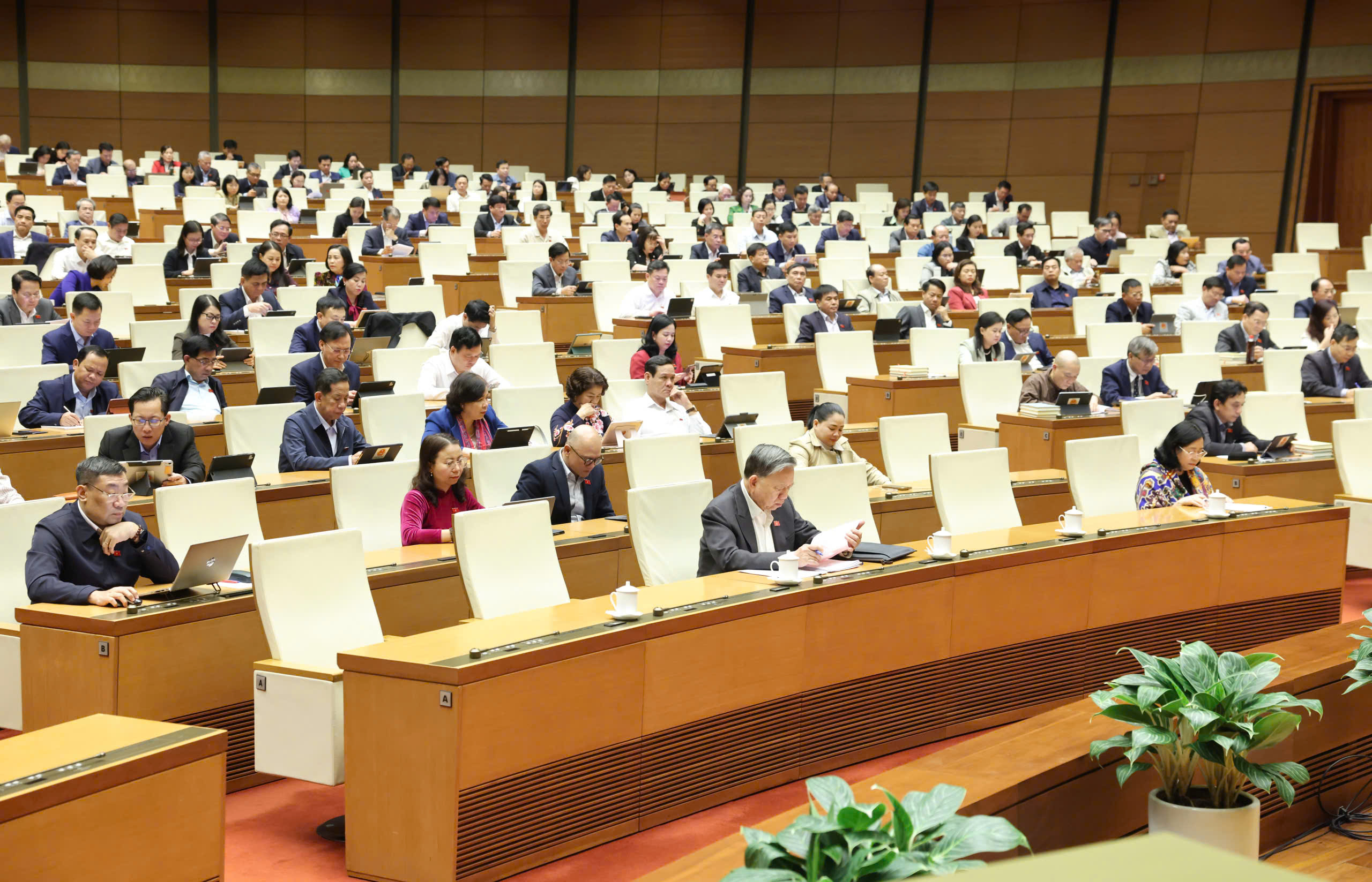 国会“敲定”VNeID上的司法履历信息具有与司法履历证明同等的价值