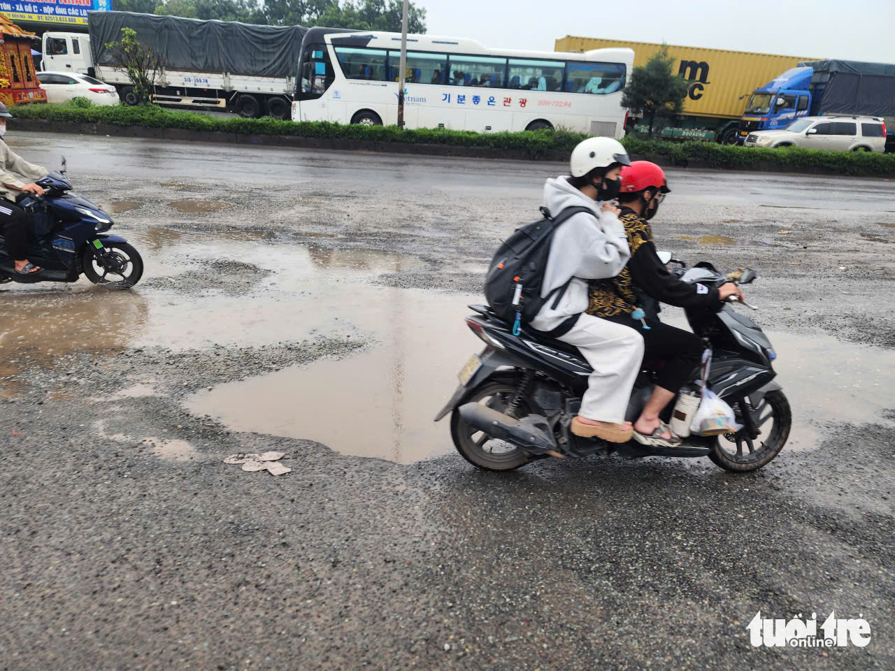 不要让民众一直抱怨51号国道是‘泥泞’的道路