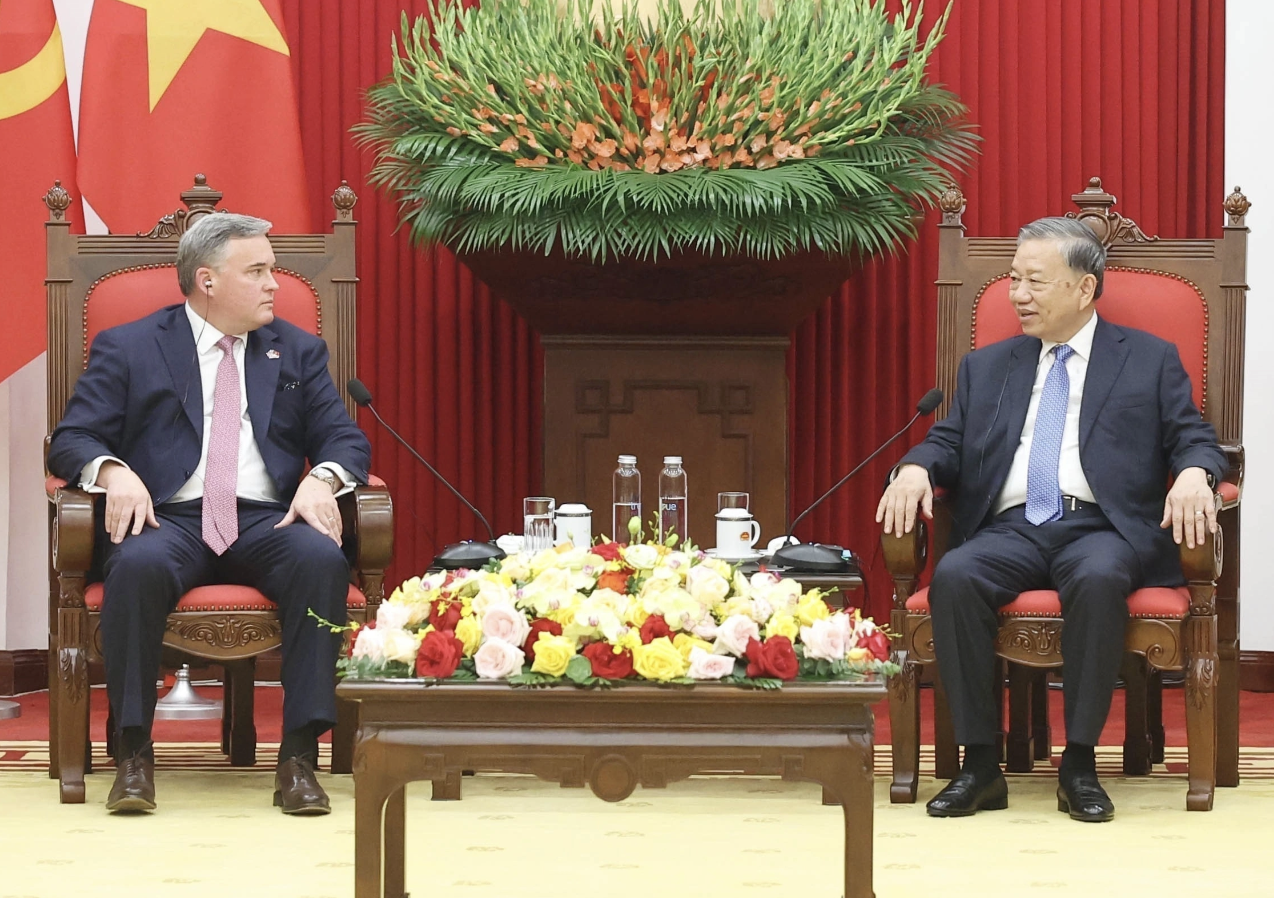 总书记希望美国墨菲石油公司加快在越南的油气项目