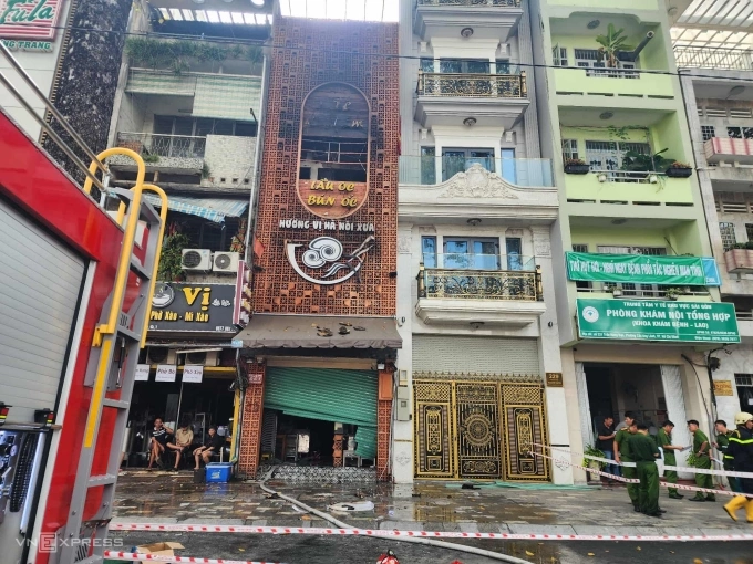 胡志明市中心餐厅火灾，4人死亡
