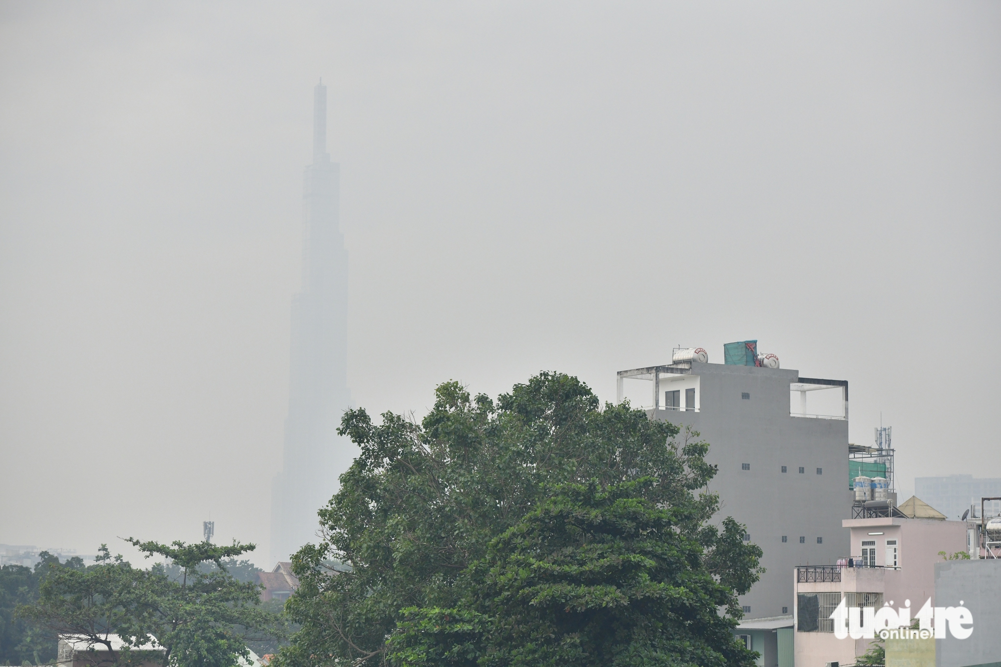 今天早上胡志明市雾气弥漫