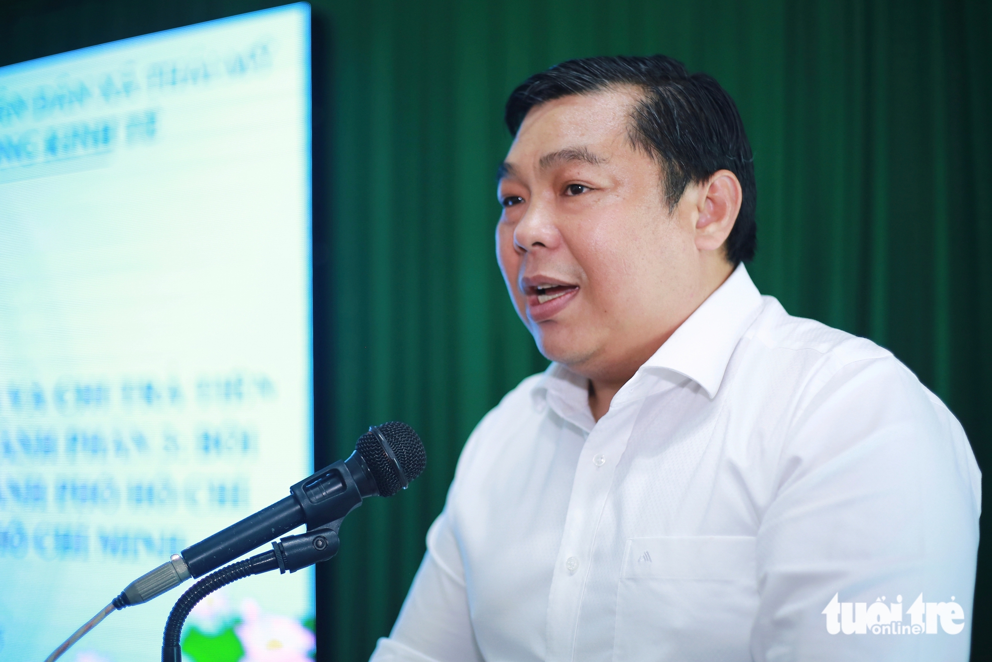 胡志明市门户乡应用数字转型支付胡志明市-木牌高速公路项目补偿