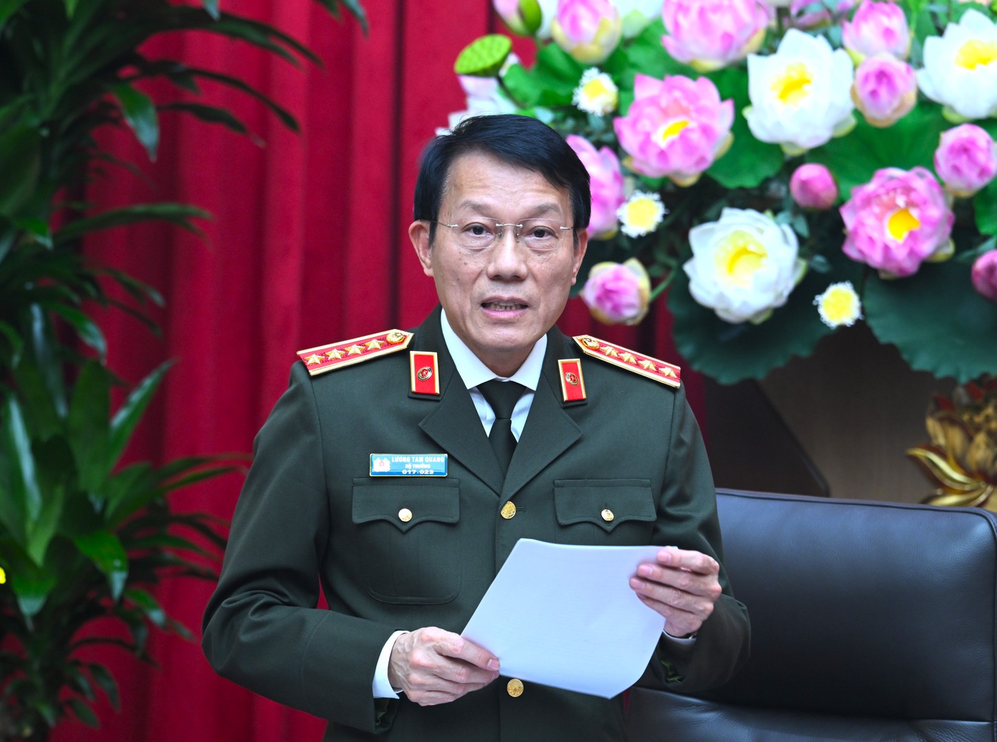 苏林总书记出席2025年中央公安党委会议