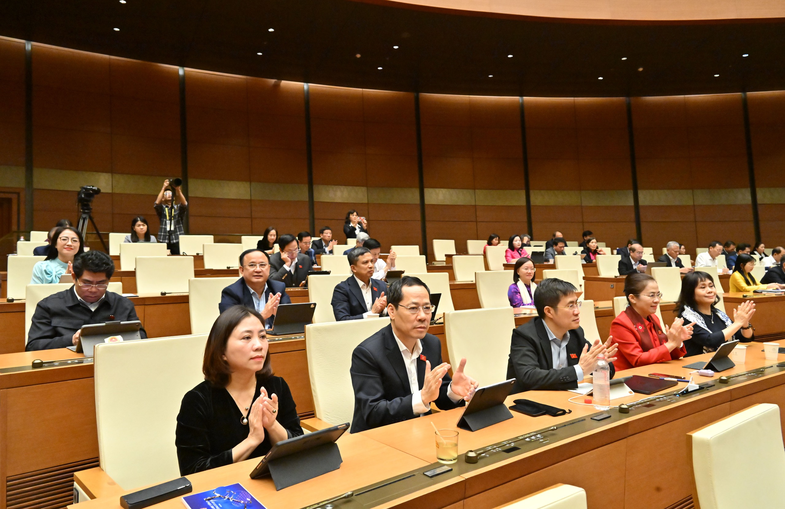 私人可投资小型核电，海上风电多项机制出台